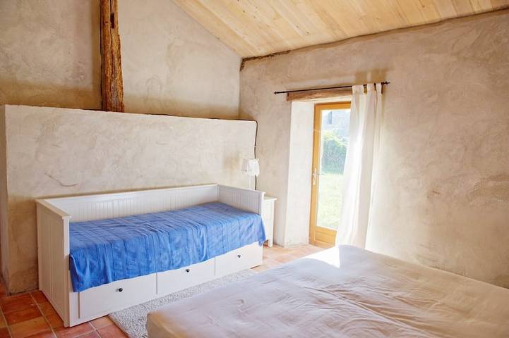 Location de vacances pour 4 personnes, avec jardin et piscine à Bourg-de-Visa - 3