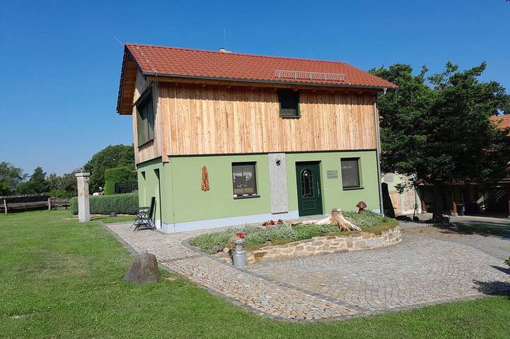 Ferienhaus für 5 Personen, mit Terrasse und Garten in Wilthen