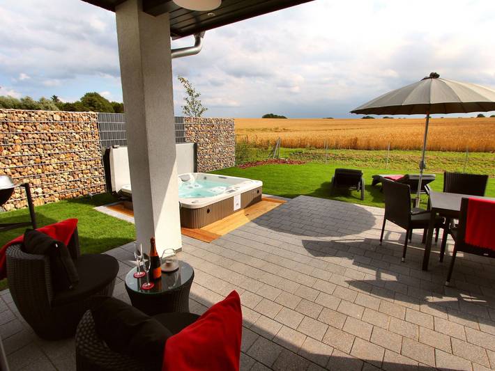 Ferienhaus für 7 Personen, mit Sauna und Garten sowie Terrasse und Ausblick, kinderfreundlich in Göhren-Lebbin