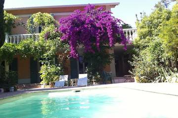 Ferienhaus für 10 Personen, mit Terrasse und Garten in Toulon