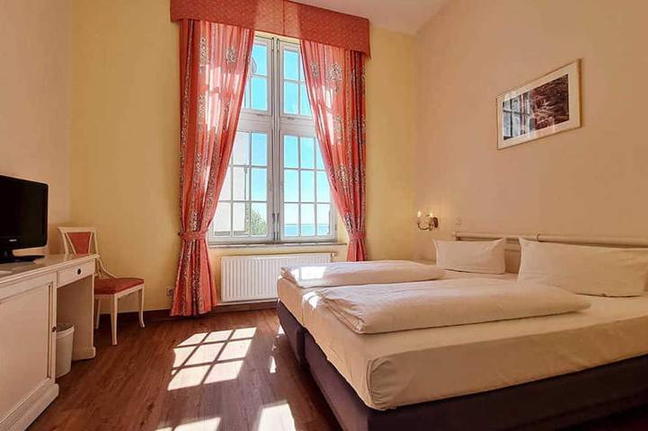 Schloss für 2 Personen in Mecklenburgische Seenplatte