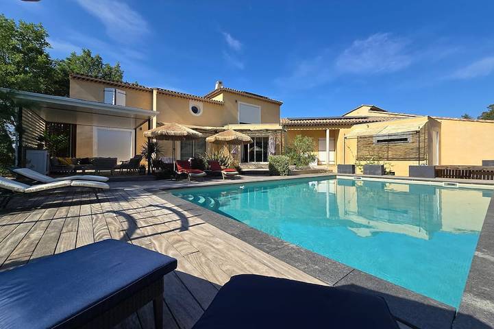 Maison de vacances pour 11 personnes, avec balcon et jardin, animaux acceptés à Bras