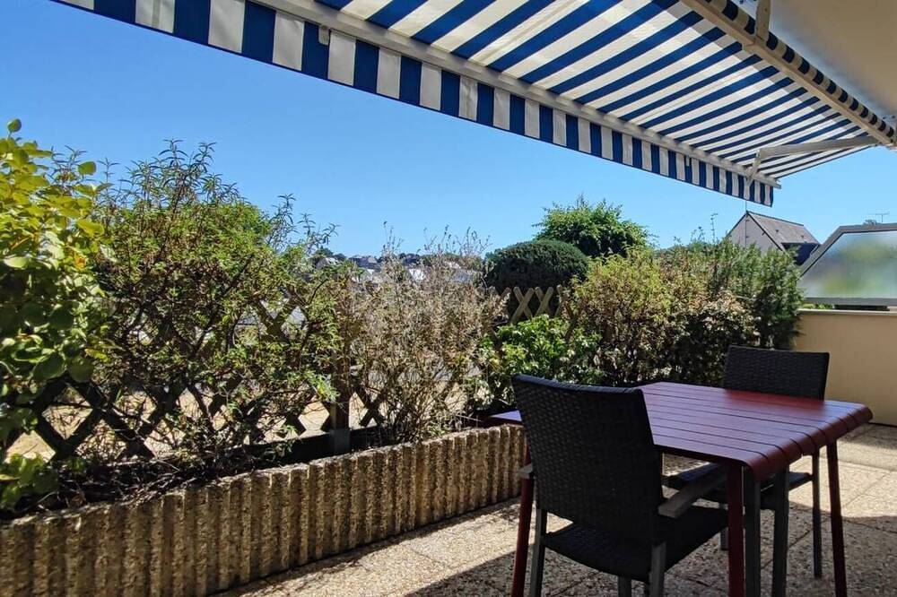 Appartement entier, Appartement T2 à 400 m de la grande plage, orienté sud. in Saint-Cast-le-Guildo, Région de Dinan