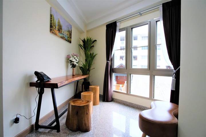 Hôtel pour 4 personnes, avec piscine ainsi que vue et terrasse à Pai - 3