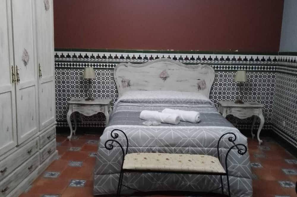 Entire apartment, Rural House El Jabalon in Villanueva de los Infantes, Ciudad Real Province