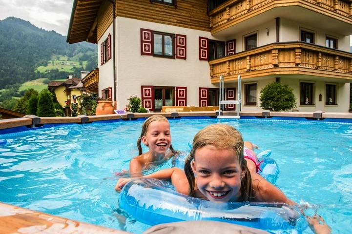 Ferienwohnung für 4 Personen, mit Ausblick und Sauna sowie Garten und Pool in Sankt Johann im Pongau - 4