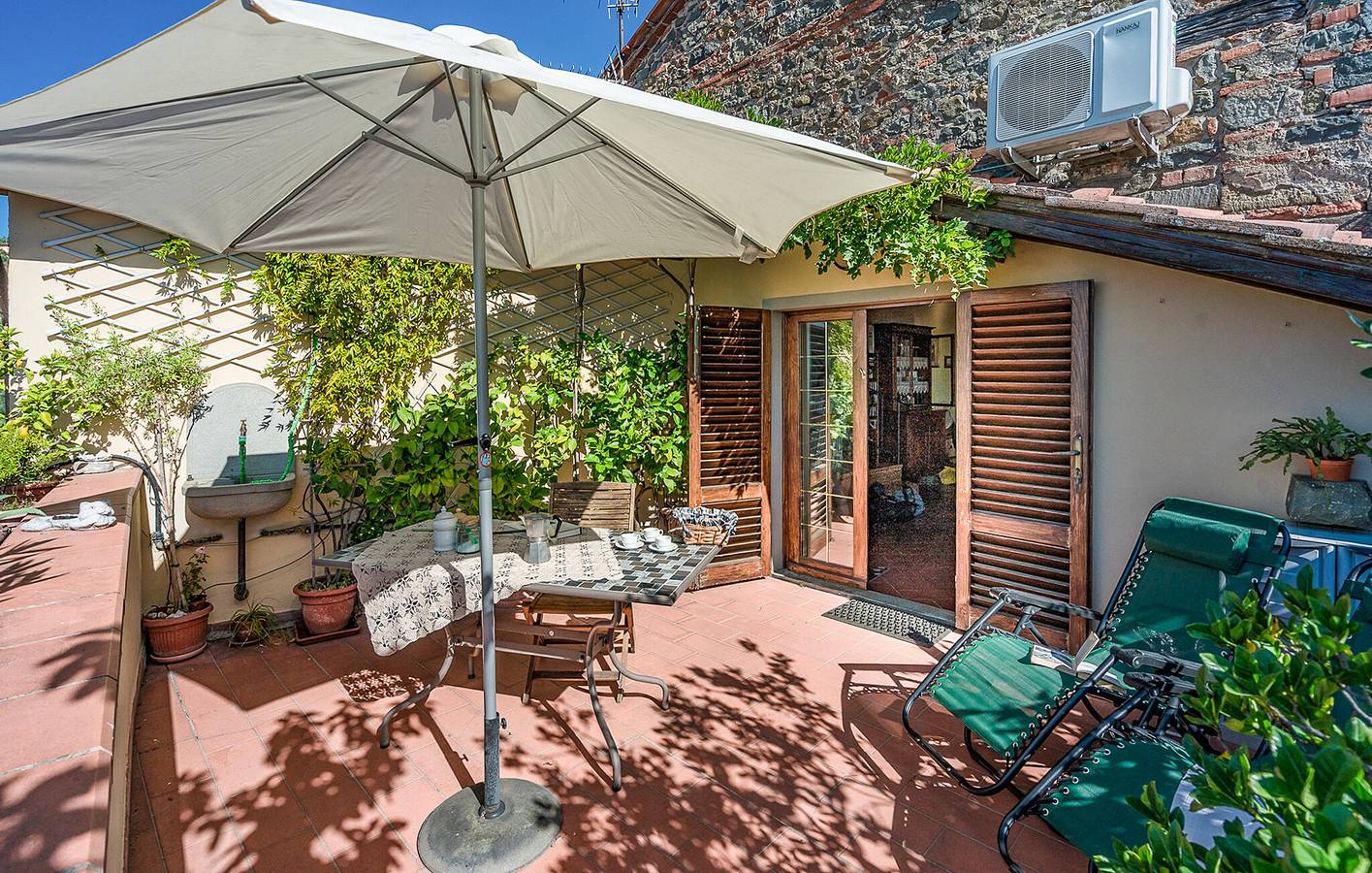 Ganze Ferienwohnung, Gemütliche Ferienwohnung in der Nähe des Zentrums von Massa e Cozzile mit WLAN und Klimaanlage in Massa e Cozzile, Pistoia Provinz