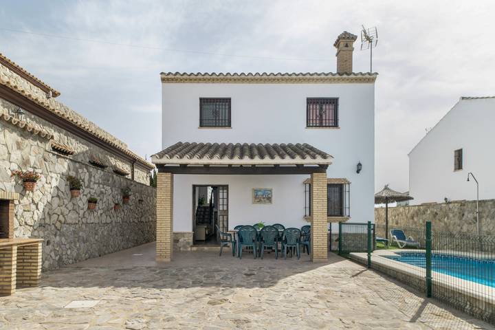 Maison de campagne pour 8 personnes, avec jardin - 1