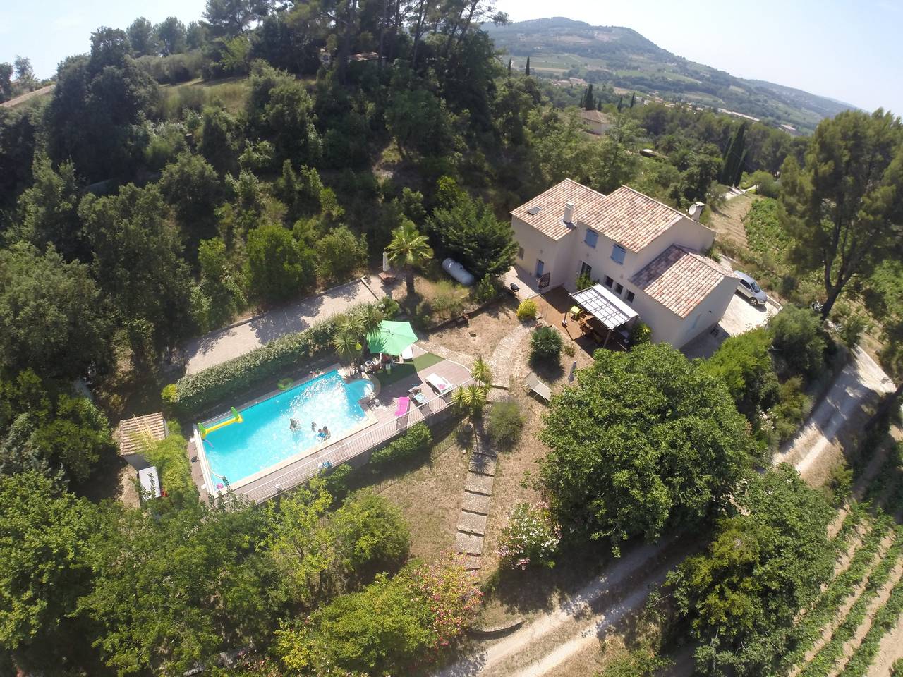 Bandol / le Castellet Villa isolée pour 8 personnes avec piscine privée in Le Castellet, Région De Toulon