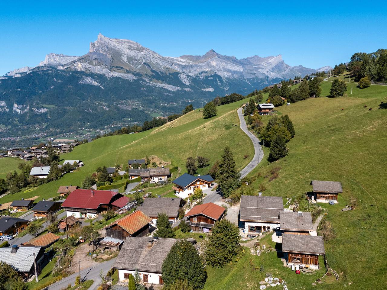 Chalet „Mazot De La Pointe Percée“ mit Balkon in Combloux, Pays du Mont-Blanc