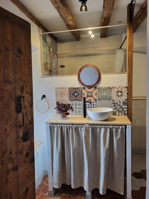 One-Bedroom House in Boissise-la-Bertrand, Seine-et-Marne