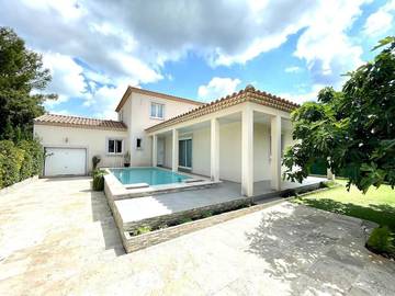 Cottage pour 7 personnes, avec terrasse ainsi que jardin et piscine à Poulx