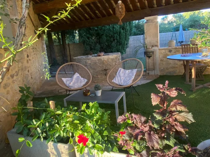 Casa de vacaciones para 2 personas, con jardín y jacuzzi - 1