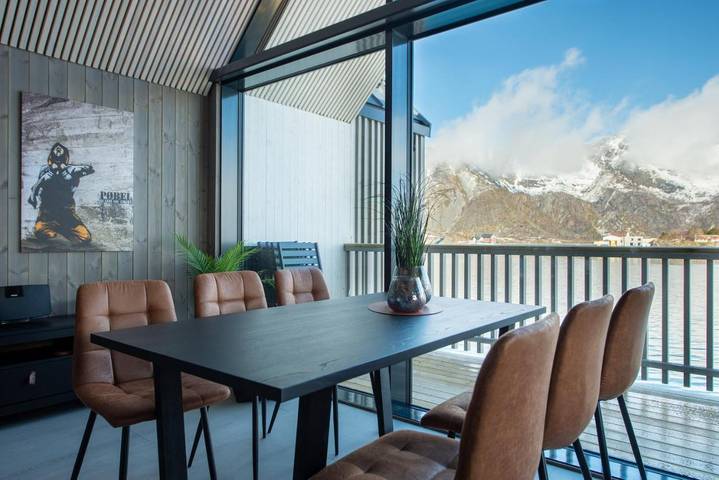 Gîte pour 8 personnes, avec vue et balcon dans Henningsvær - 2