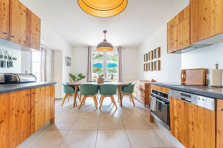 Chambre d’hôte pour 6 personnes, avec Jardin et Piscine à Naujac-sur-Mer