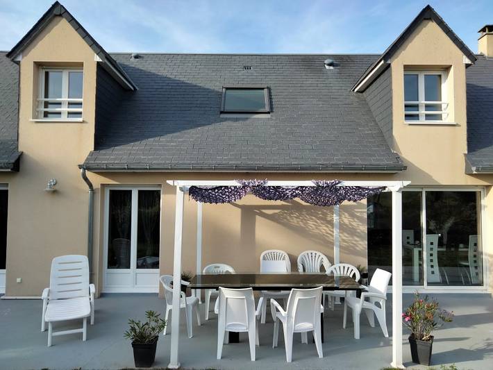 Gîte pour 15 personnes, avec jardin et terrasse