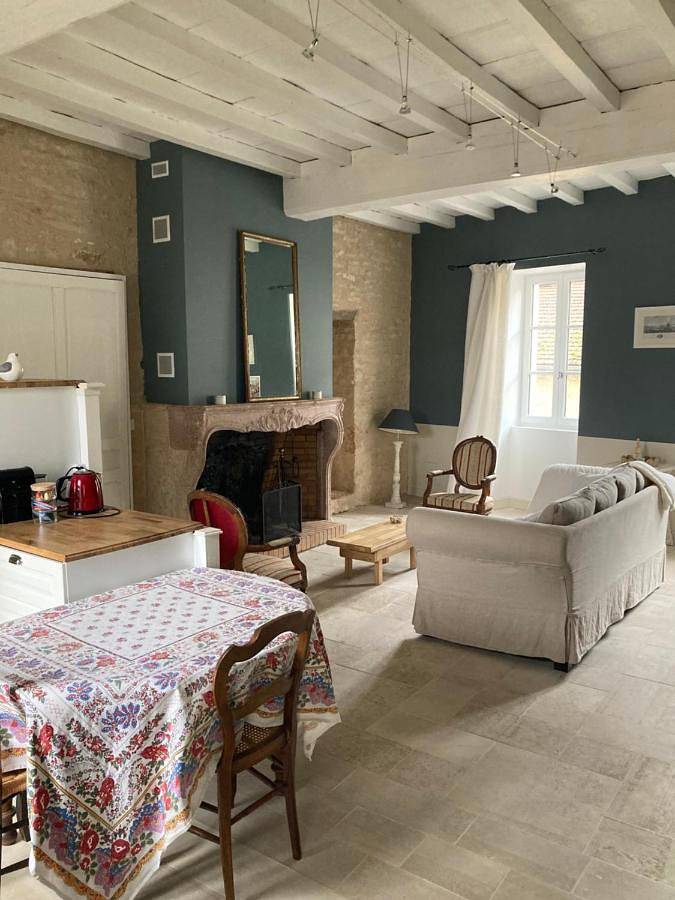 Chambre d’hôte pour 2 personnes, avec terrasse ainsi que vue et piscine à Meursault - 4