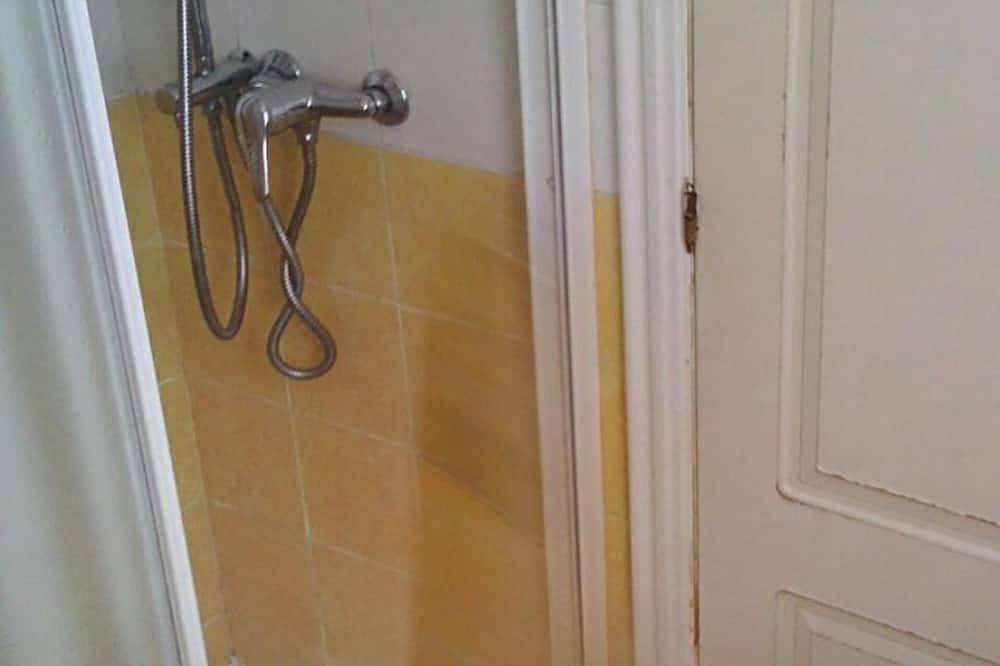 Ganze Wohnung, \"El Trastero\" Penthouse, gemütlich, hell und ruhig in Santa Marta de Tormes, Salamanca Provinz