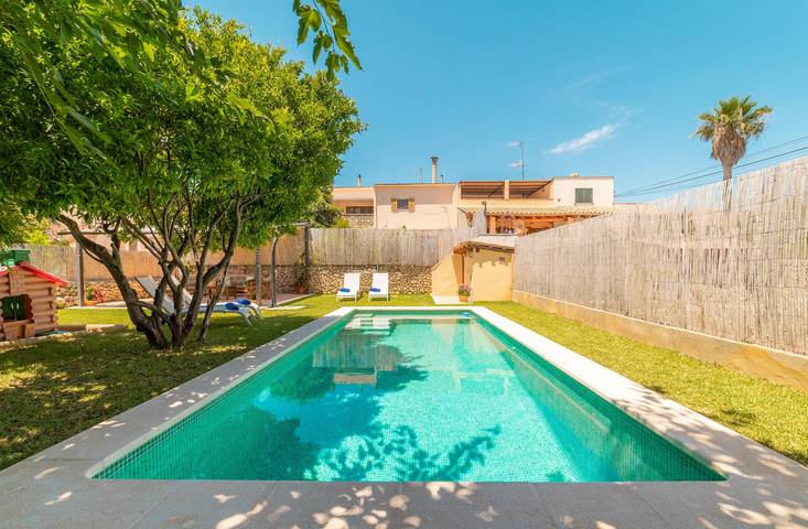 Holiday Home Villa Ca Na Campins with Mountain View, Pool, Terraces & Wi-Fi in Campanet, Majorca Center