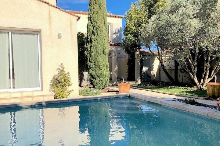 Maison de vacances pour 8 personnes, avec Piscine à Pignan