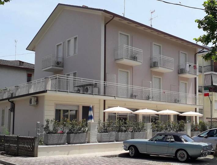 B&b per 2 persone, con Balcone e Terrazza nonché Giardino e Panorama a Cesenatico