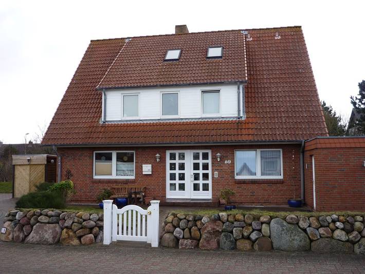 Ganze Wohnung, Modernes Feriendomizil Enjoy Sylt 2 mit Terrasse und Garten in Westerland in Westerland, Sylt (Gemeinde)