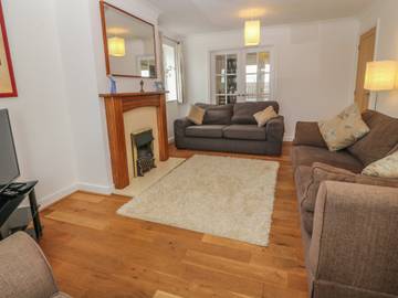 Cottage for 8 People in Cemaes, Isle of Anglesey, Photo 4