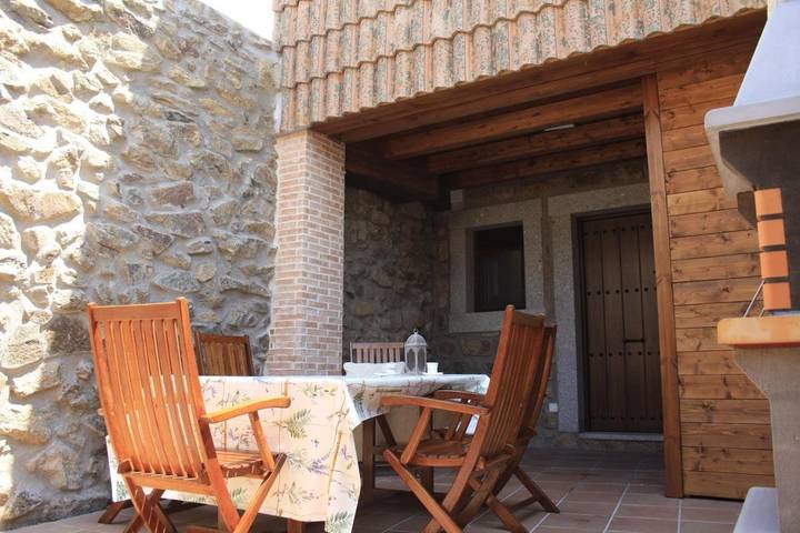 Casa rural para 7 personas, con Terraza y Vistas en Santa María de los Caballeros - 4