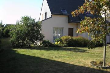 Location de vacances pour 6 personnes, avec jardin et terrasse dans Plage Du Men Armor