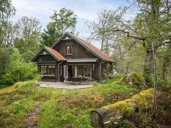 Hus för 5 Personer, med Terass och Trädgård i Alingsås