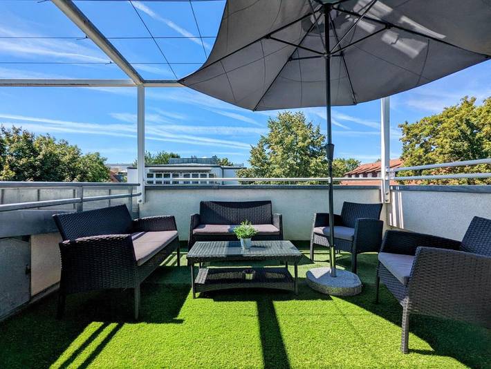 Ferienwohnung für 6 Personen, mit Ausblick und Pool sowie Terrasse in Zoo Leipzig - 3