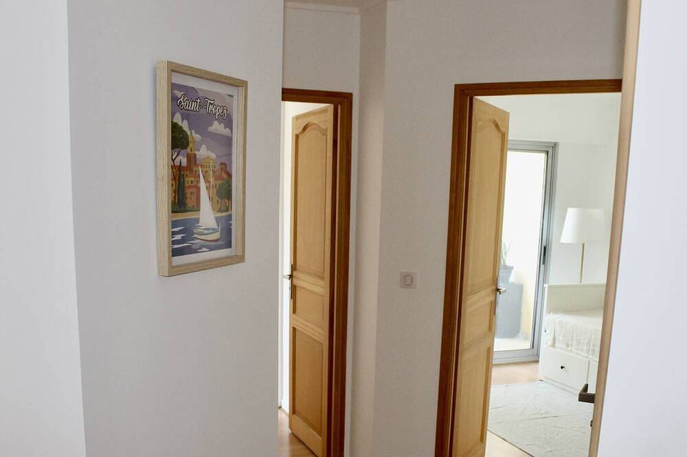 Apartamento entero, Apartamento renovado, con aire acondicionado - familias in Cros de Cagnes, Cagnes-sur-Mer