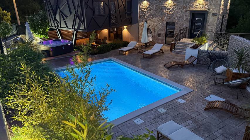 Villa 3Qb - Split by Villas Guide in Dalmatinisches Zagora
