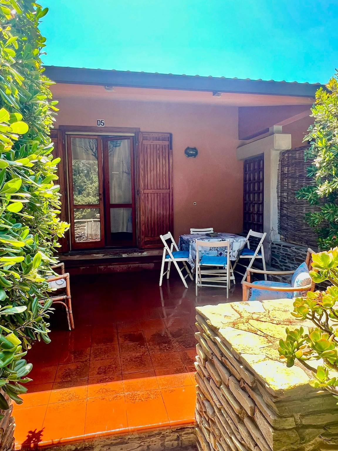 Vacation Home 'Summer House La Pelosa' with Private Terrace and Shared Garden