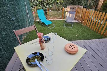 Gîte pour 3 personnes, avec jacuzzi et jardin à Mireval