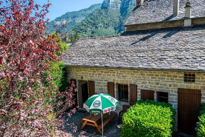 Gîte pour 4 personnes, avec piscine et jardin, animaux acceptés à Quézac - 3