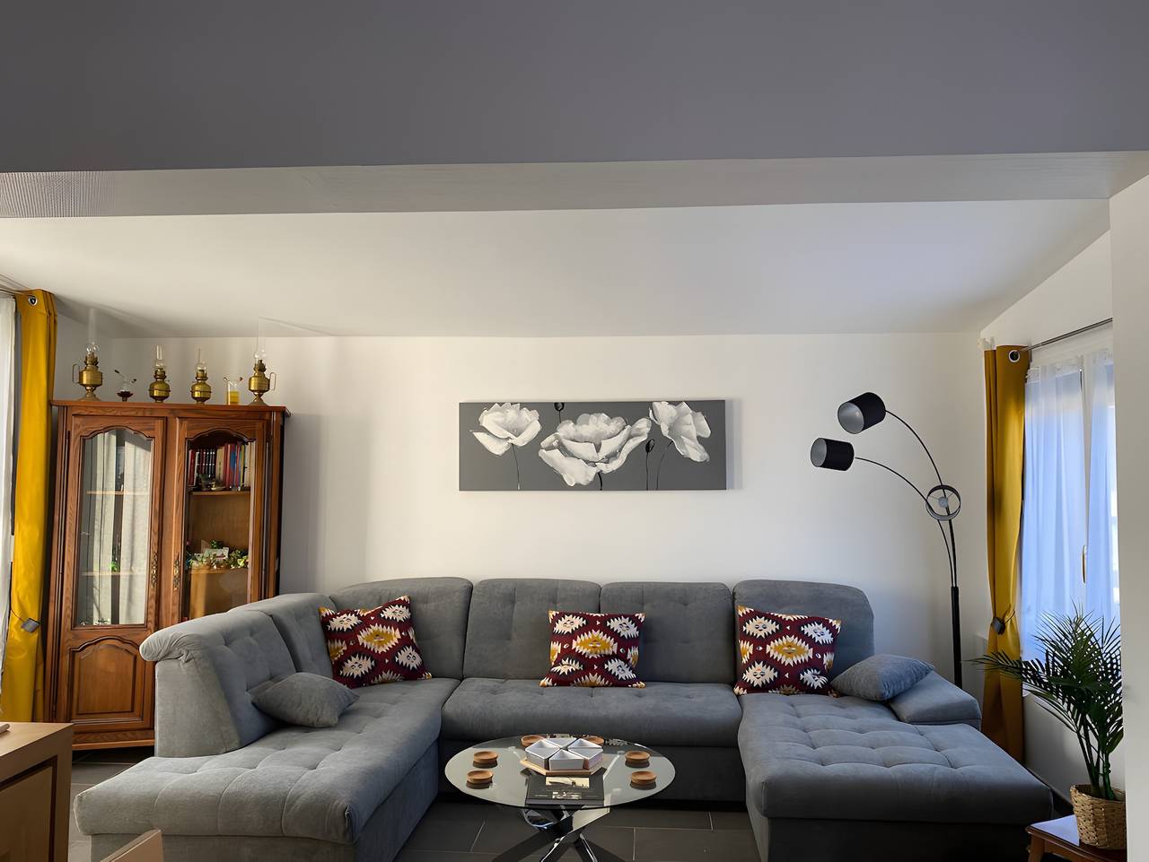 Appartement entier, Appartement « La Colombe » avec terrasse privée et Wi-Fi in Le Havre, Région du Havre