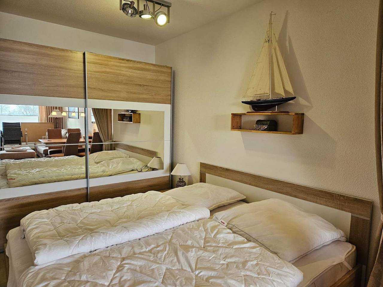 Ganze Wohnung, Gepflegte Ferienwohnung in gehobener Ausstattung mit herrlichem Seeblick in Großenbrode, Ostholstein