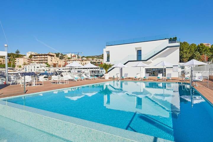 Resort para 3 pessoas, com Varanda e Terraço e ainda Piscina and Vista em Minorca