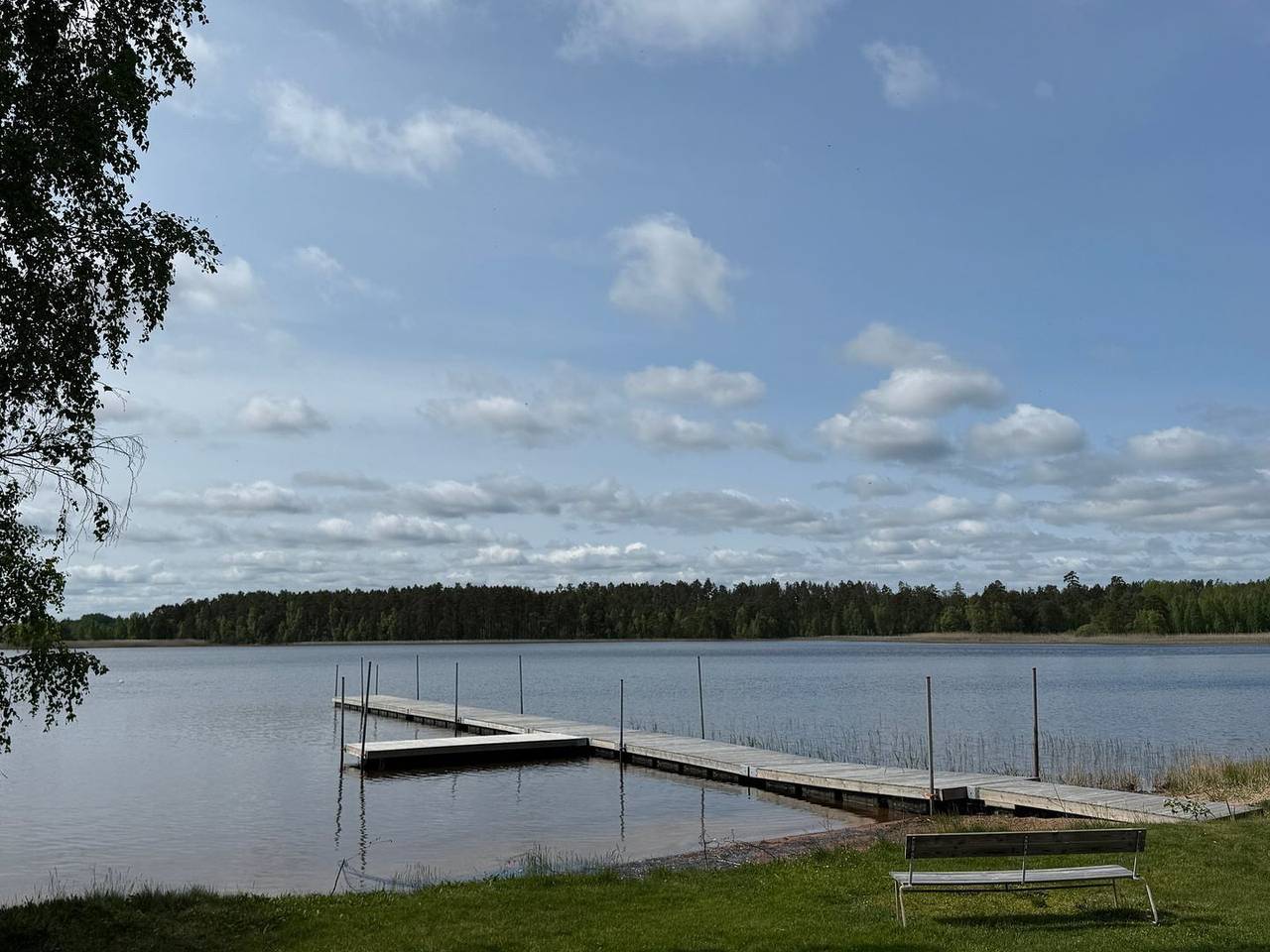 Syllis Hus – Ferienhaus mit eingezäuntem Garten bei Vimmerby in Bellö, Jönköpings län
