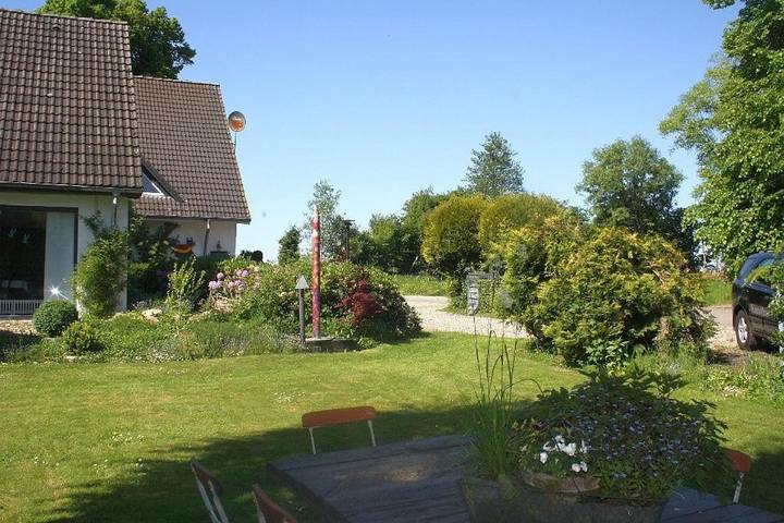 Ferienwohnung für 4 Personen, mit Terrasse und Garten in Ausacker