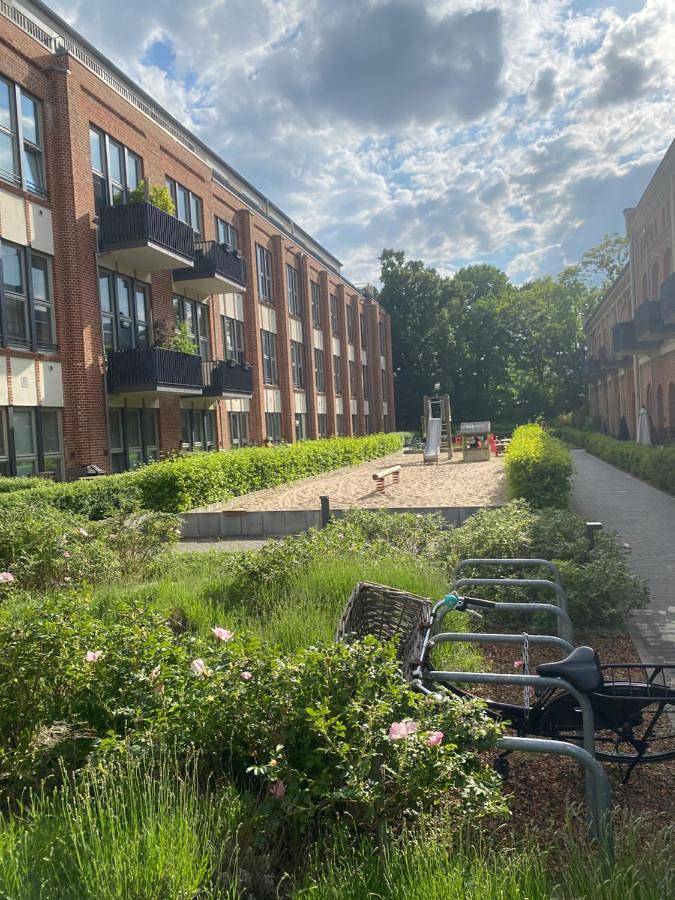 Ferienwohnung für 4 Personen, mit Balkon und Terrasse sowie Garten und Seeblick in Spandau - 2
