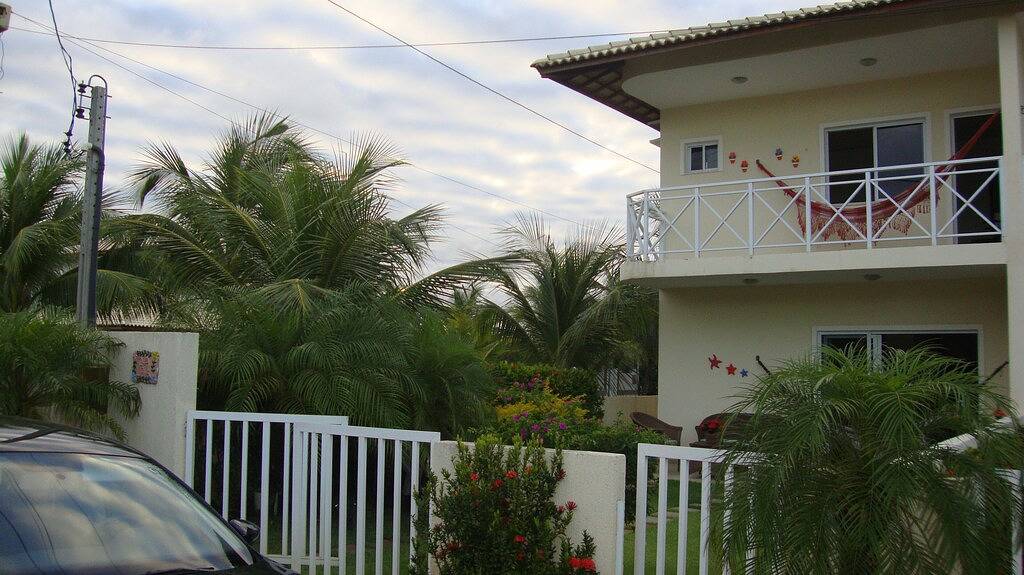 Haus 200 Meter von Guarajuba Strand und 8 km von Praia do Forte in Camaçari, Linha Verde