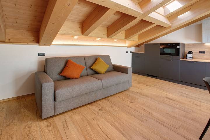 Ganze Wohnung, Apartment '5' mit Bergblick, Gemeinschaftsgarten und Wlan in Isolaccia, Valdidentro