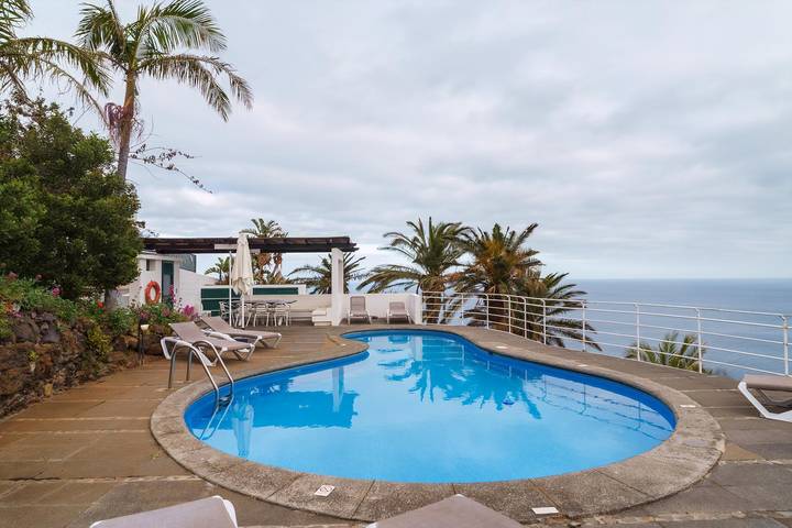 Ferienhaus für 8 Personen, mit Pool - 1