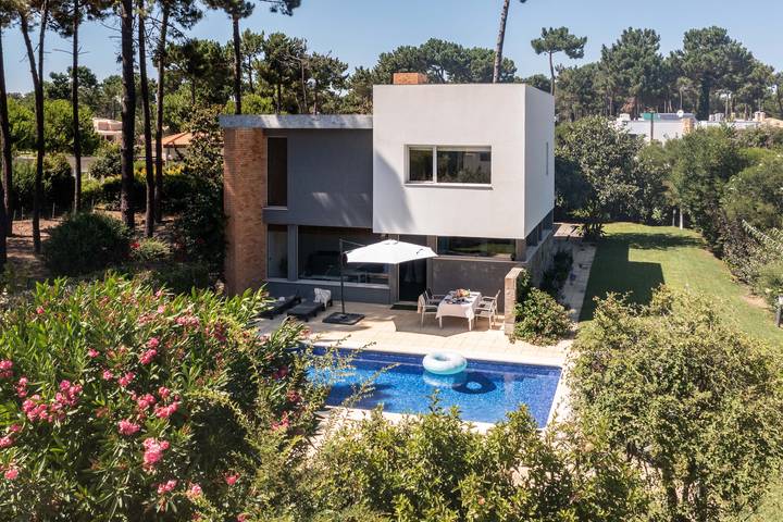 Location de vacances pour 8 personnes, avec jardin dans Aroeira - 3