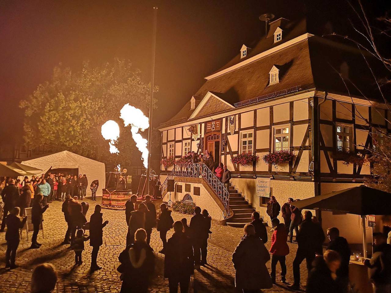 Ganze Ferienwohnung, Ferienwohnung/ Montage  Meschede-Eversberg - Eversberg 3 in Meschede, Hochsauerlandkreis