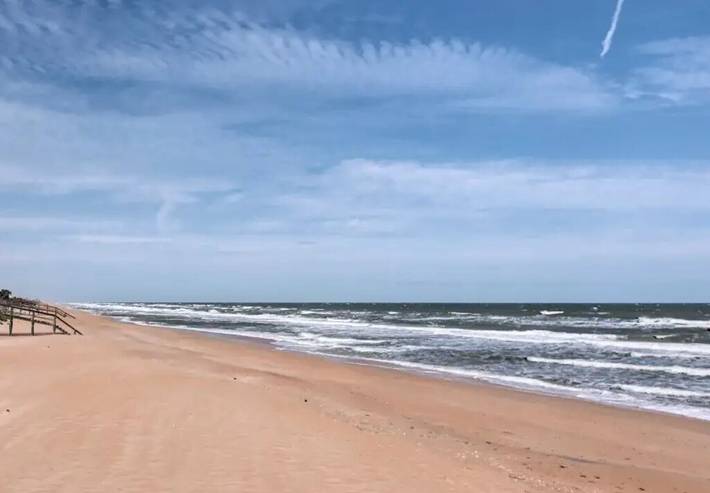 Vacation rental for 6 people, with hot tub and balcony in Flagler Beach