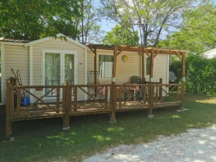 Mobil home pour 6 personnes à Verteillac