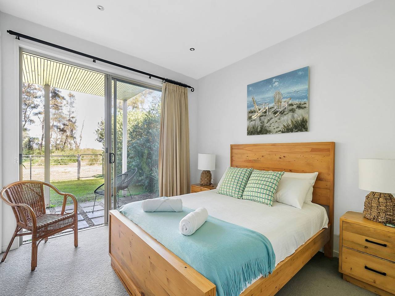 Entire apartment, 3-Bed Seaside Serenity Escape at Long Beach in New South Wales